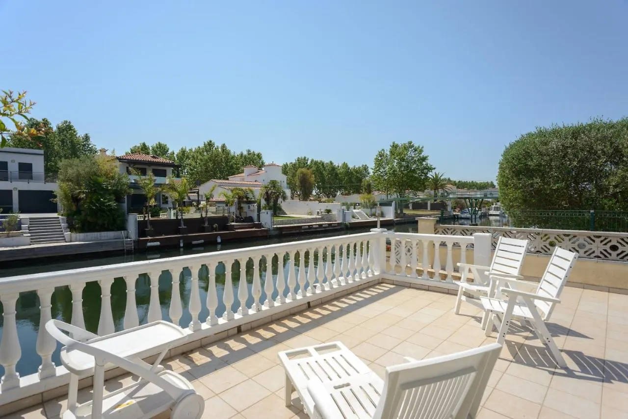 Casa Fluvia Villa Empuriabrava Spanje